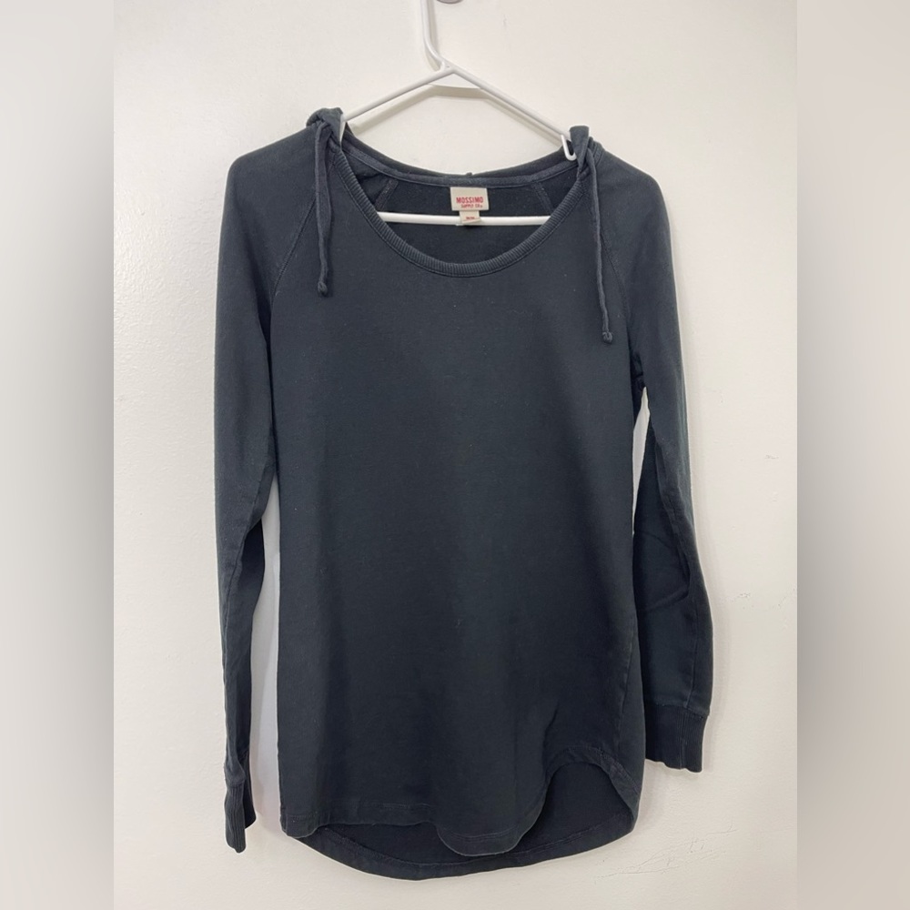 Lightly Used Mossimo Supply Co. Black Long Sleeve Sweatshirt Women’s Size M